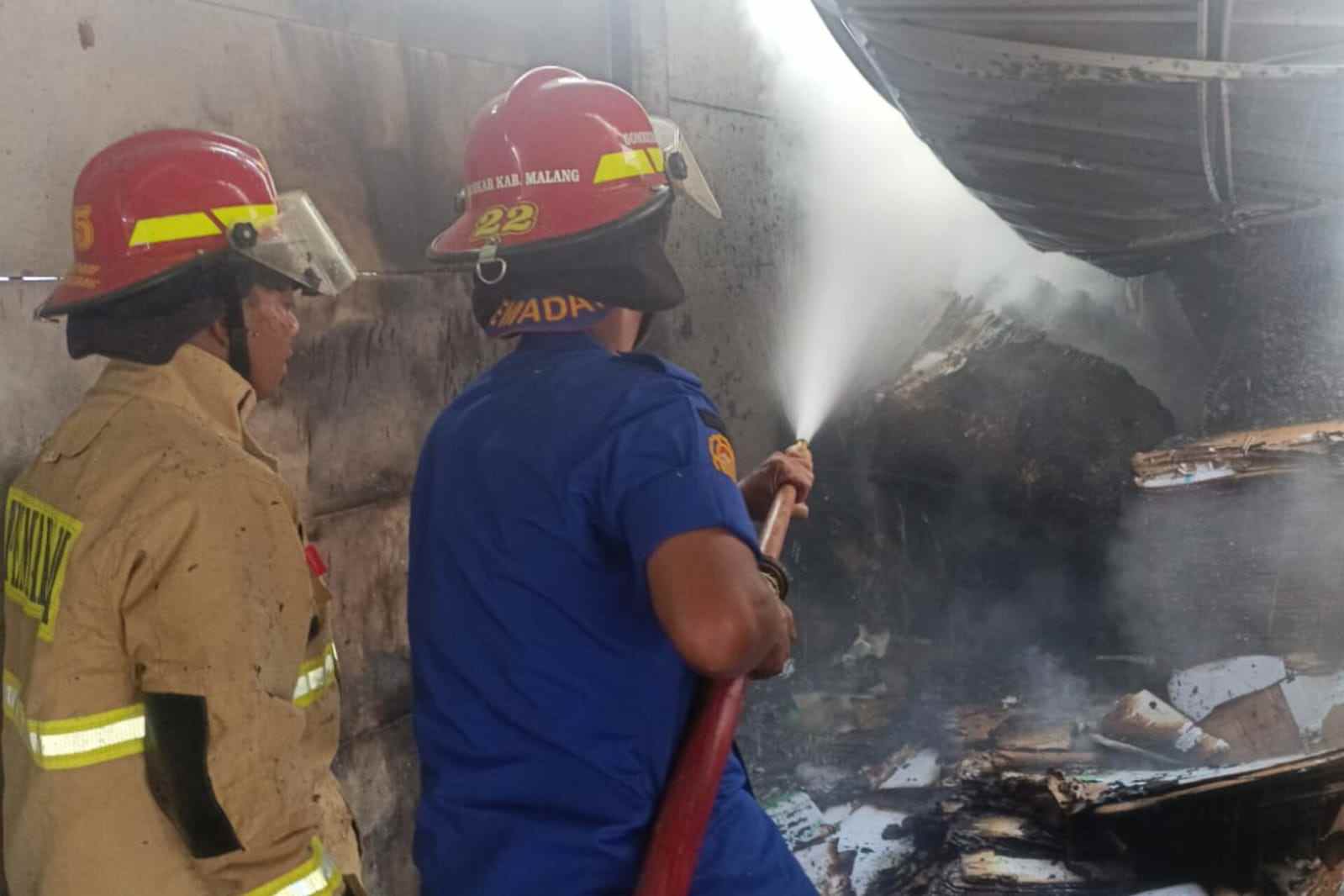 Bekas Rumah Produksi Jahe Bubuk di Kecamatan Pagelaran Habis Terbakar
