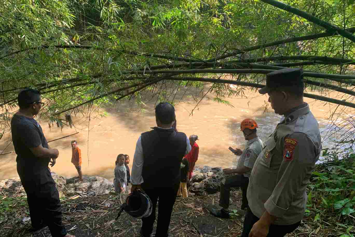 Bocah 10 Tahun di Kedungkandang Hilang Terseret Arus Sungai Brantas