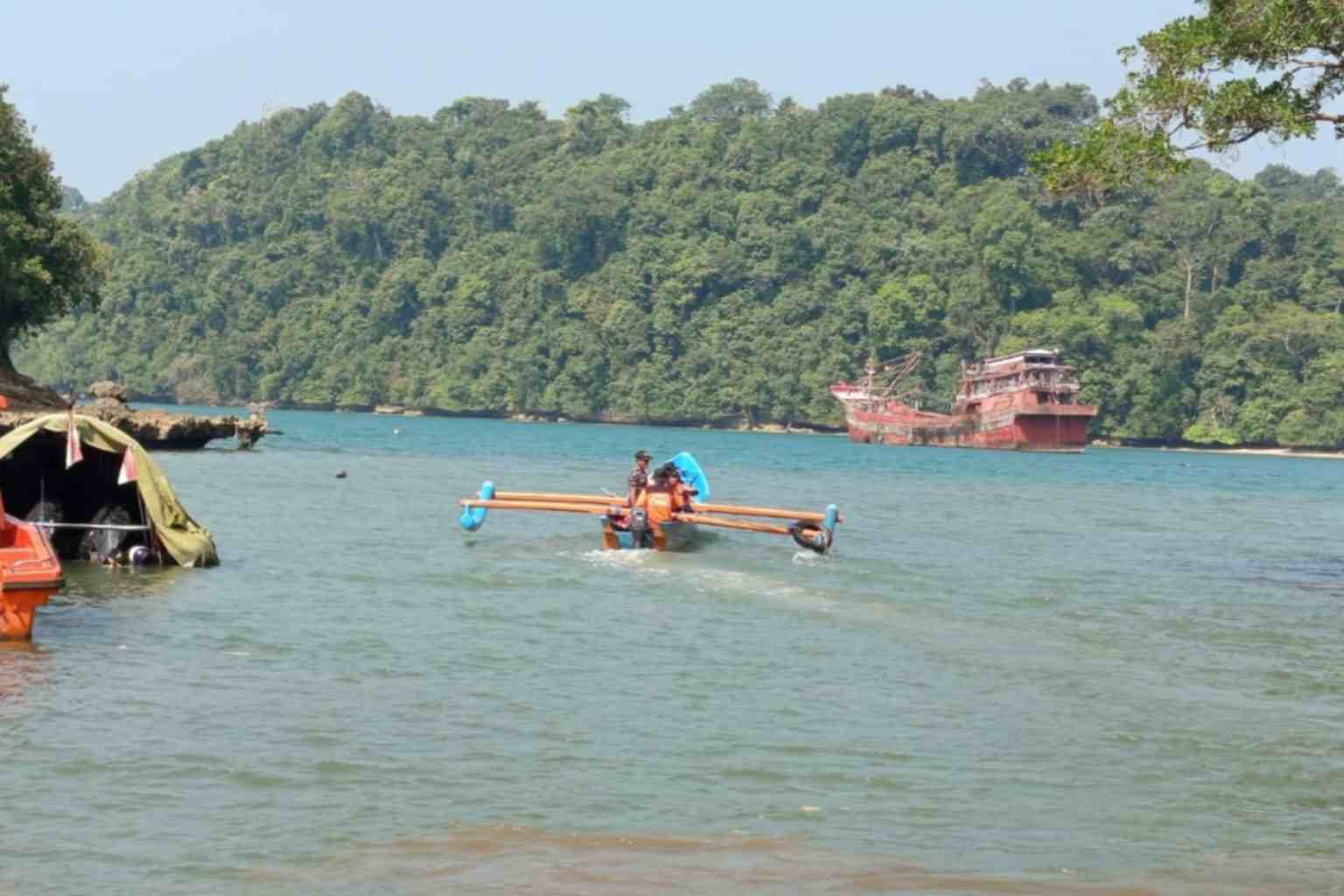 Pencarian Dihentikan, Mahasiswa Polinema Terseret Ombak di Pantai Ungapan Belum Ditemukan