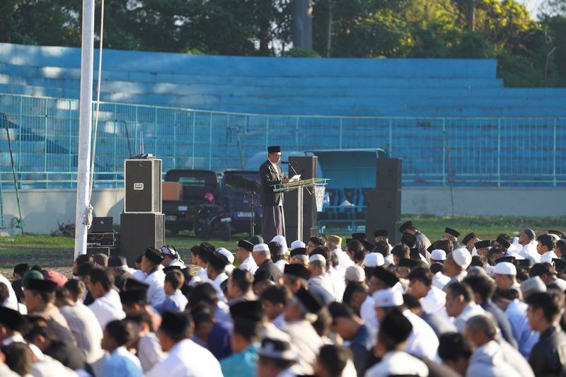 Ribuan Warga Muhammadiyah Sholat Idul Adha di Stadion Brantas di Kota Batu