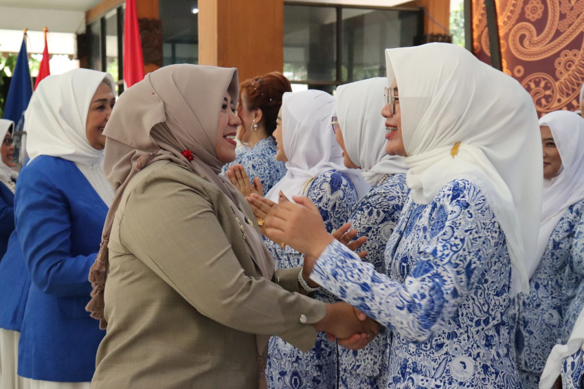 Pengurus Baru IWAPI  Bantu Kabupaten Situbondo Naik Kelas

