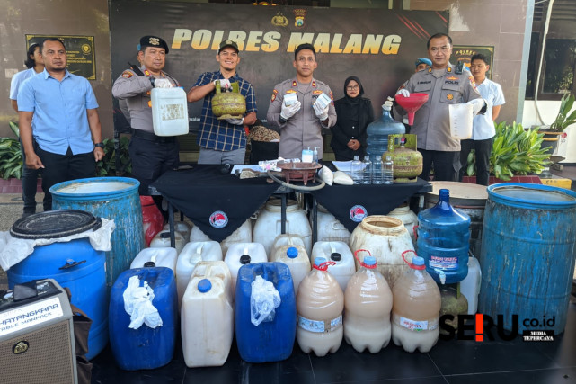 Seorang Kakek Nekat Produksi Miras Meski Idap Penyakit Kronis
