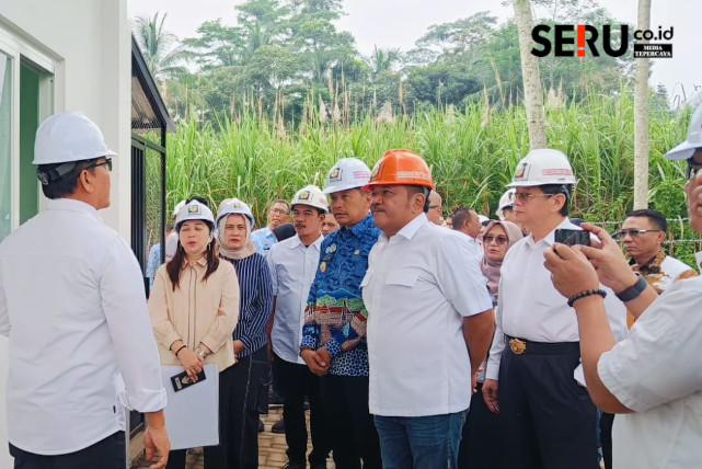 KSP meninjau kesiapan SPPG Tlogowaru dan memberikan masukan teknis MBG. (Seru.co.id/bas)