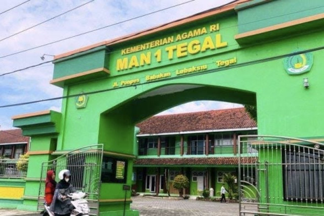 Fakta Siswi MAN 1 Tegal Dikeluarkan Bukan karena Baju Renang Tapi Akumulasi Pelanggaran