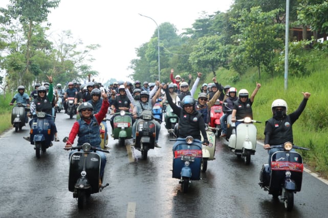 500 Scooterist Hadiri Batu Vespa Fest 2025 Hari Bhayangkara ke-79 Polres Batu