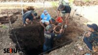 Ditemukan Bata Motif Daun dan Cakar Ayam dalam Proses Ekskavasi Struktur Candi Landungsari
