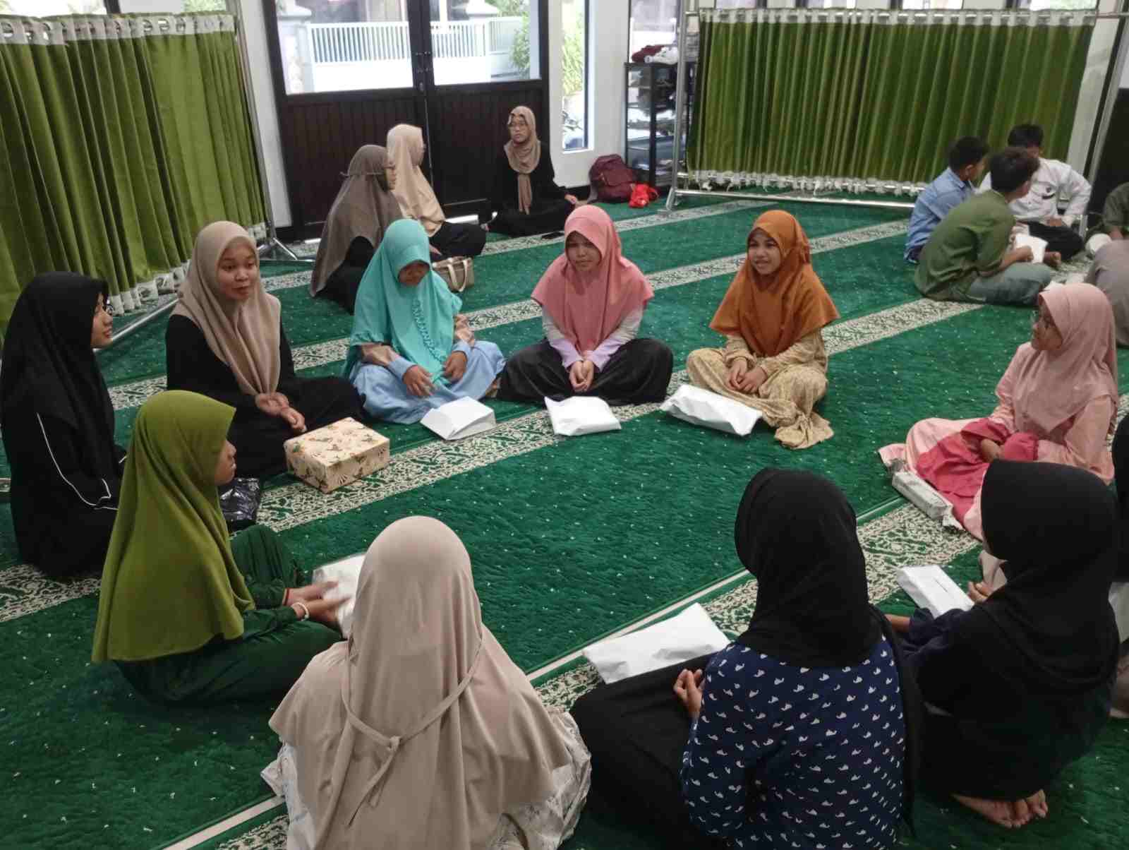 Mengisi Liburan Sekolah, TPQ Qurota A'yun Puri Sejahtera Gelar "At Taqwa Camp Anak Shaleh"