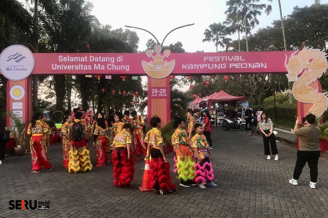  Chinese Indonesian Festival (ChiFest) menjadi wadah pertemuan budaya Tionghoa dan Indonesia, sebelumnya Festival Kampung Pecinan. (afi)
