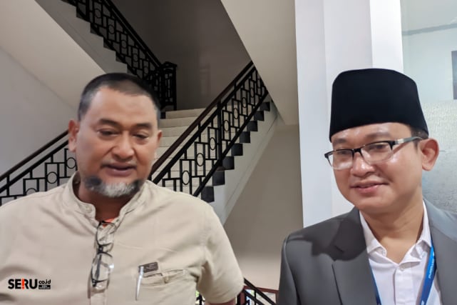 Ketua RW 9 Kelurahan Merjosari bersama legal PT Tomoland sama-sama menekankan pentingnya komunikasi. (bas)