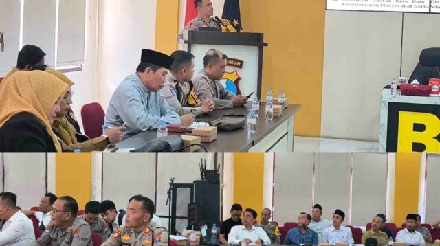 Kegiatan Rakor bersama Polres Batu dan Panitia Bersih Desa Giripurno. (dik_11zon Rakor Bersama Panitia Karnaval Desa Giripurno, Polres Batu Tegaskan Larangan Sound Horeg