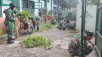 Kodim 0833/Kota Malang Karya Bakti di SD Kartika IV-6 dan SD Kartika IV-7