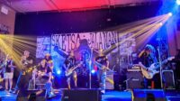 Konser Sambang Sambung Sketsa Jalanan Sukses Padukan Genre Balada dan Punk Rock