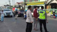 Motor Vs Mobil Tabrakan "Adu Banteng" di Karangploso, Dua Korban Alami Luka-luka