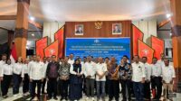 Ketua Umum Kadin Jatim Lantik Puluhan Pengurus Kadin Situbondo Masa Bakti 2025-2030