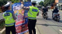 Tekan Angka Kecelakaan Lalu Lintas, Polres Malang Pasang Papan Peringatan di Jalur Rawan