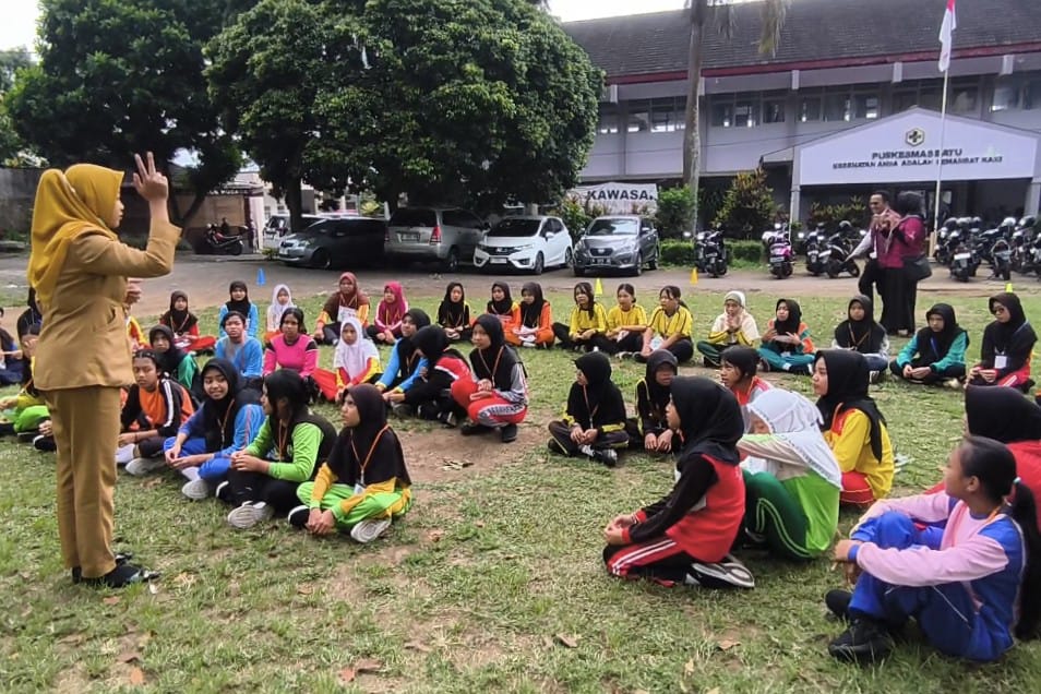  Siswa Sekolah Rakyat Jalani Pemeriksaan Kebugaran di Puskesmas Batu