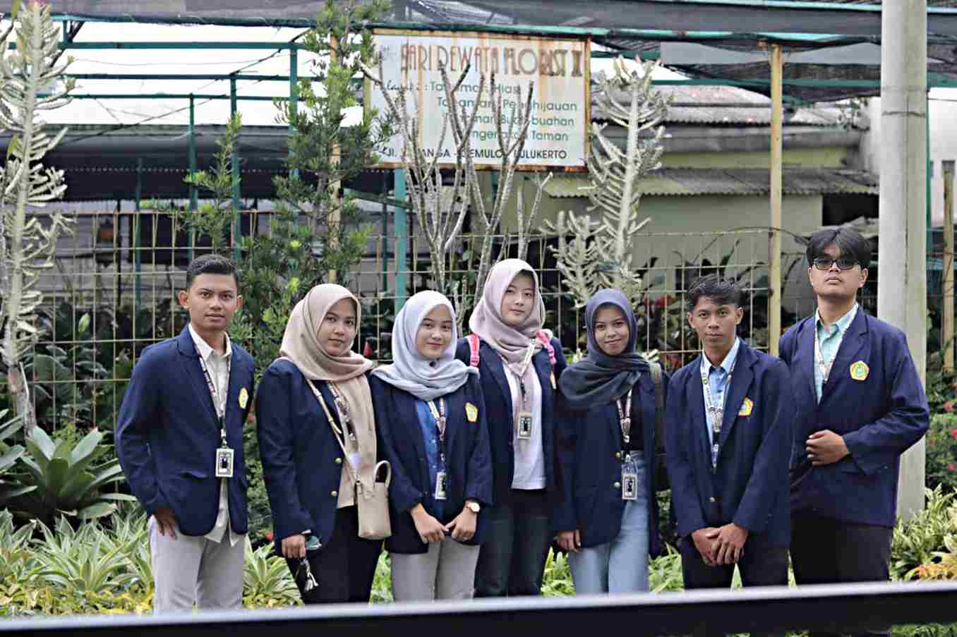 KKN Mahasiswa UTM Kelompok 33 Laksanakan Program ”Go Digital UMKM” di Desa Bulukerto Bumiaji Kota Batu