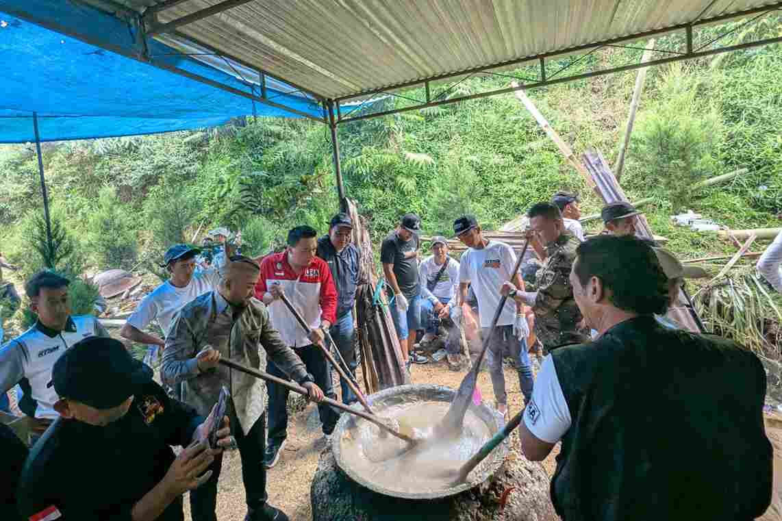 Tradisi Budaya Merti Bumi Desa Tulungrejo Dimeriahkan Pentas Seni Tradisional