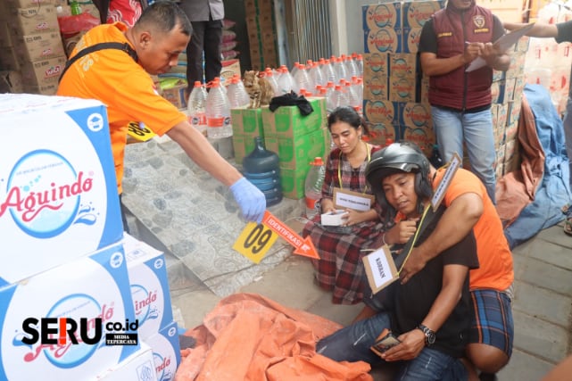 Polres Pamekasan Gelar Rekonstruksi Kasus Penganiayaan Kurir JNT