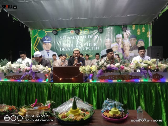 Kolaborasi KKN Unej-Unmuh Malang dan Majelis Burdatul Bahrain di Selamatan Desa Banyuputih