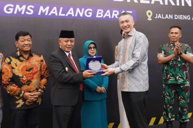 Bupati Malang saat menghadiri kegiatan Ground Breaking Gereja Mawar Sharon (GMS) Malang Barat. (ist)