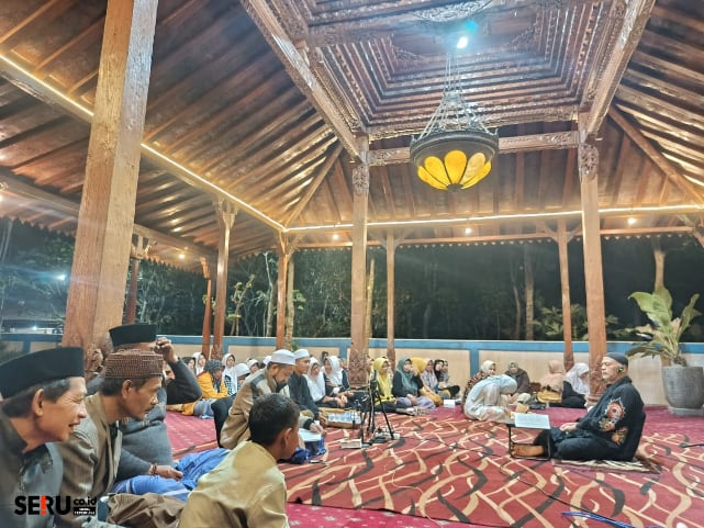KH. Abdul Malik Sanusi Berbagi Hikmah di Pengajian Wringin
