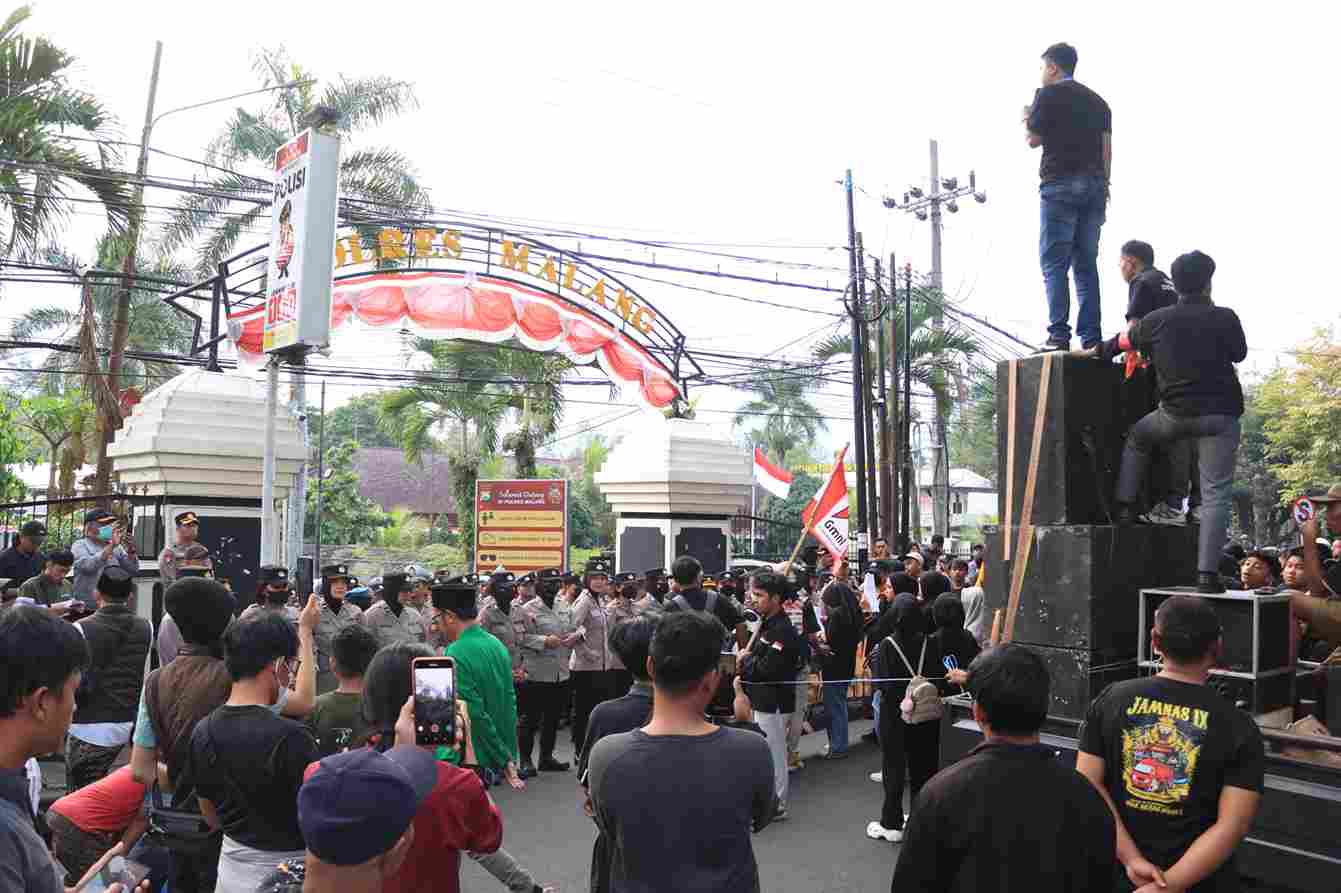 Pemkab Malang Imbau ASN Tidak Kenakan Pakaian Seragam dan Kendaraan Dinas 