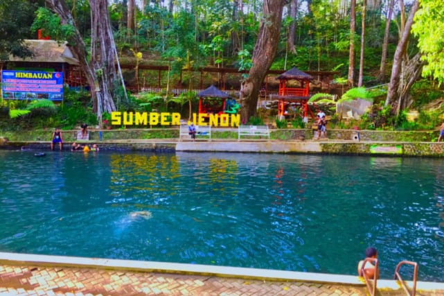 Wisata Alam Sumber Jenon Menyuguhkan Keindahan Tiga Jenis Air Berbeda