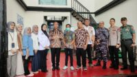 Mendukbangga Wihaji Tinjau SPPG, Pastikan MBG dan Genting Tepat Sasaran di Kota Malang