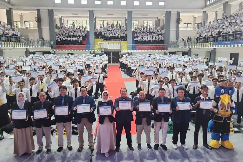 Gebrakan Inovasi FTP UB, Ribuan Maba Tersertifikasi Kompetensi AI Internasional dari IDEA AI