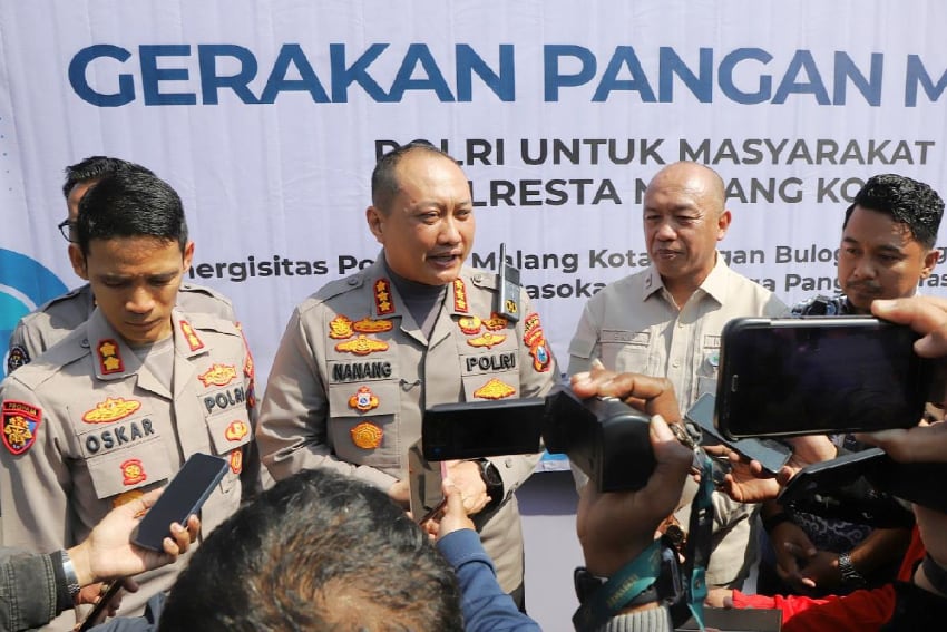 Kapolresta Malang Kota, Kombes Pol Nanang Haryono, menjawab pertanyaan awak media. (ist)