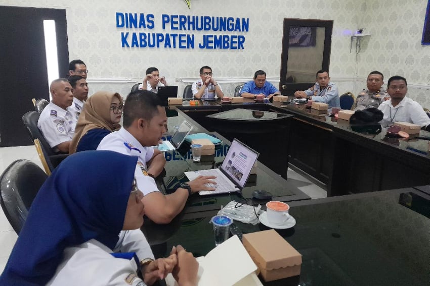 Hasil Evaluasi Uji Coba, Dishub Jember Resmi Tutup Permanen Simpang Empat Argopuro