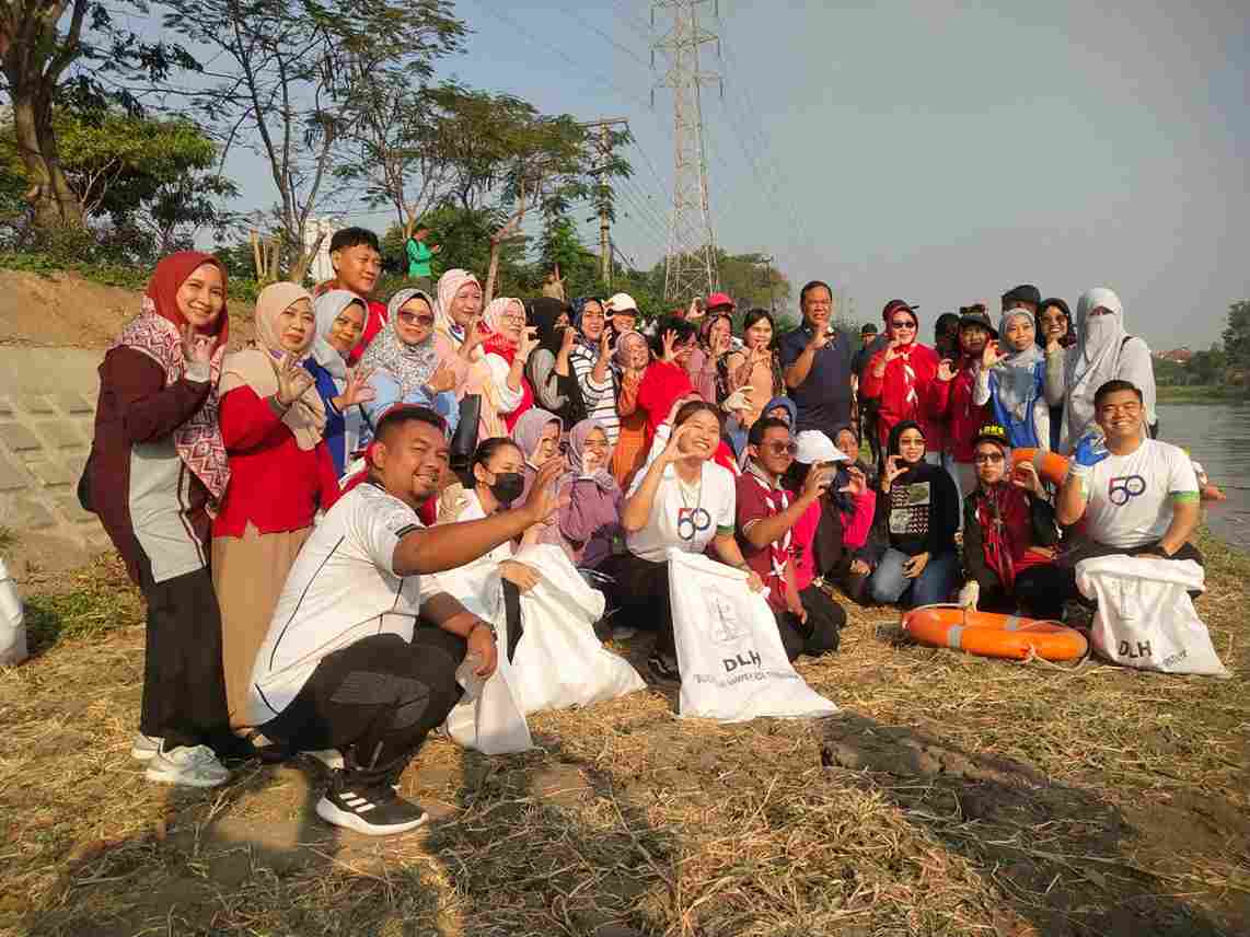 10 Ribu Ikan Pemangsa Eceng Gondok Dilepas, untuk Kurangi Tanaman Liar di Sungai