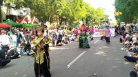 Bondowoso Bergelora, Ribuan Muda-mudi Semarakkan Pawai Budaya Harjabo ke-206