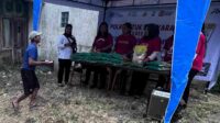Sambut HUT ke-80 RI, Warga Antusias Tebus Beras Murah dari Satreskrim Polres Batu 
