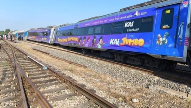 KA Argo Bromo Anggrek Anjlok di Cirebon, Jalur Kereta Terganggu hingga 8 Jam