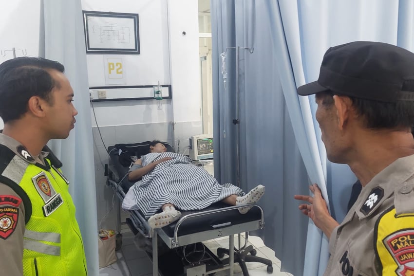 Rem Blong Dua Wisatawan Asal Surabaya Alami Kecelakaan di Jalur Menuju Bromo