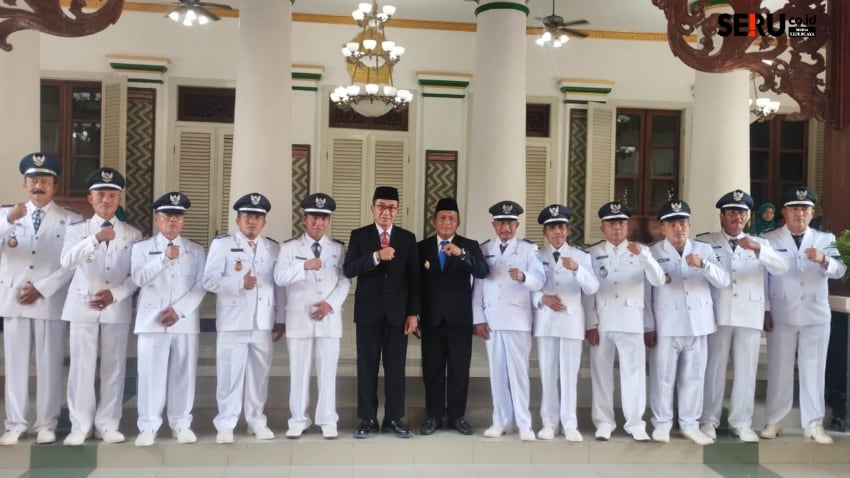 Bupati Pamekasan Kukuhkan Perpanjangan Masa Jabatan 11 Kades