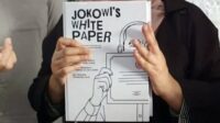 Babak Baru Polemik Ijazah Jokowi Roy Suryo Cs Luncurkan Buku Jokowi’s White Paper