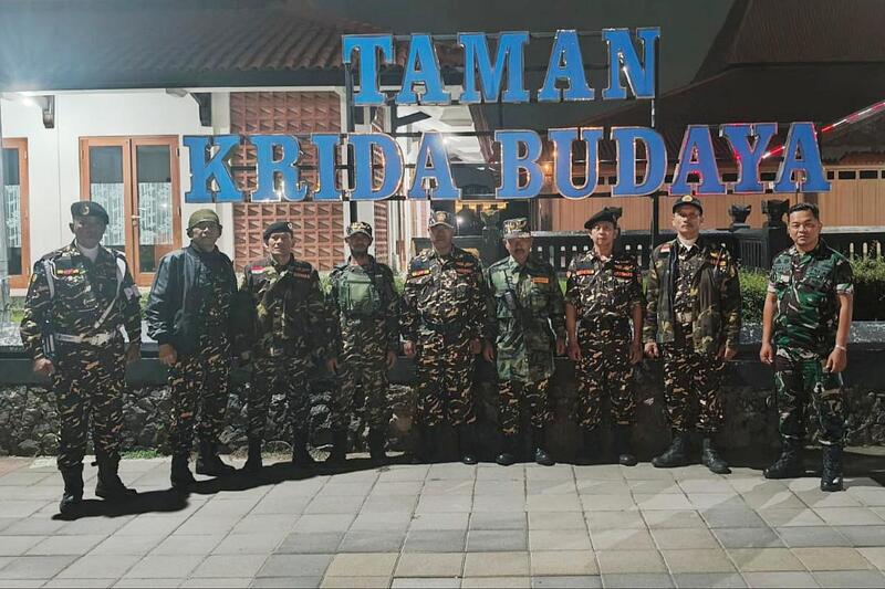 Babinsa Koramil 0833-05 Lowokwaru patroli kolaboratif bersama Satkorcab Banser jaga keamanan wilayah. (ist) Babinsa Koramil 0833-05 Lowokwaru Patroli Kolaboratif Bersama Satkorcab Banser Jaga Keamanan Wilayah