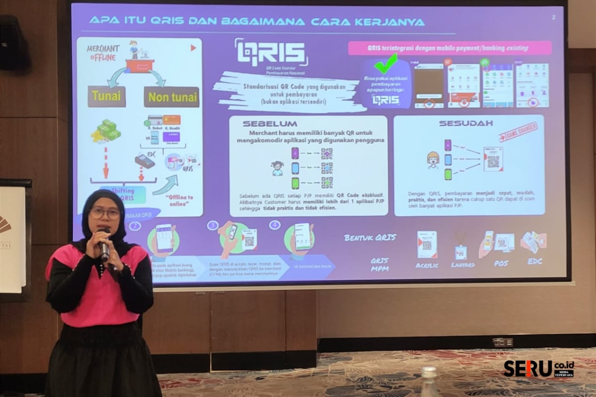 Asisten Manajer Implementasi Kebijakan SP dan Pengawasan SP-PUR BI Malang, Tri Riasari menjelaskan QRIS. (rhd)