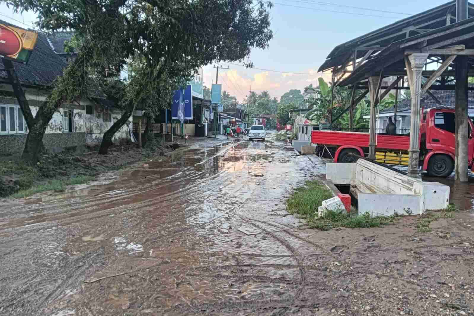 Banjir Rendam Dua Desa di Kecamatan Sumbermanjing Wetan, 2.228 Jiwa Terdampak