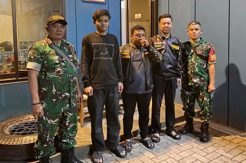 Koramil Blimbing Bersama Patroli Gabungan Siskamling Menyasar Sejumlah Titik Rawan