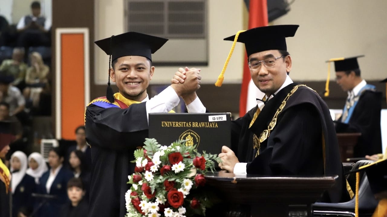 Wisudawan UB Raih IPK Sempurna dan Hasilkan 53 Publikasi Internasional