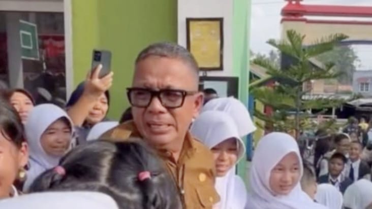 Kepala SMPN 1 Prabumulih dan Satpam yang Dimutasi Kembali Bertugas