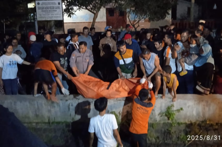 Lansia Ditemukan Tewas Tanpa Busana di Aliran Sungai Blendet Bululawang