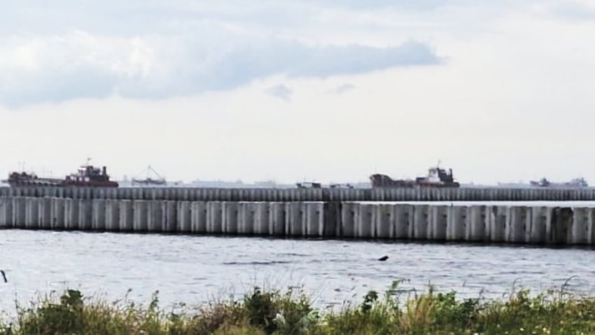 PT KCN Pastikan Tanggul Beton Cilincing untuk Proyek Pelabuhan dan Sudah Berizin