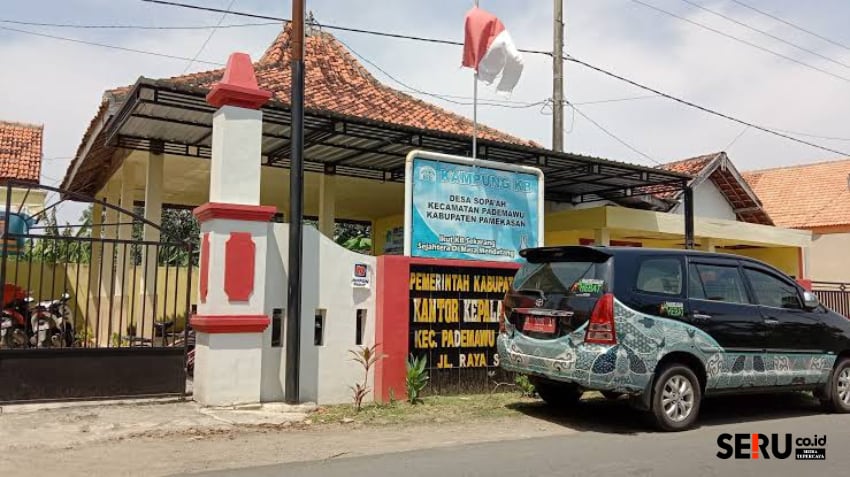 Balai Desa Sopa’ah Pamekasan Pajak TKD Sopa’ah Pamekasan Diduga Menunggak Puluhan Juta, Warga: Kami Diminta Bayar Pajak dan Tidak Telat