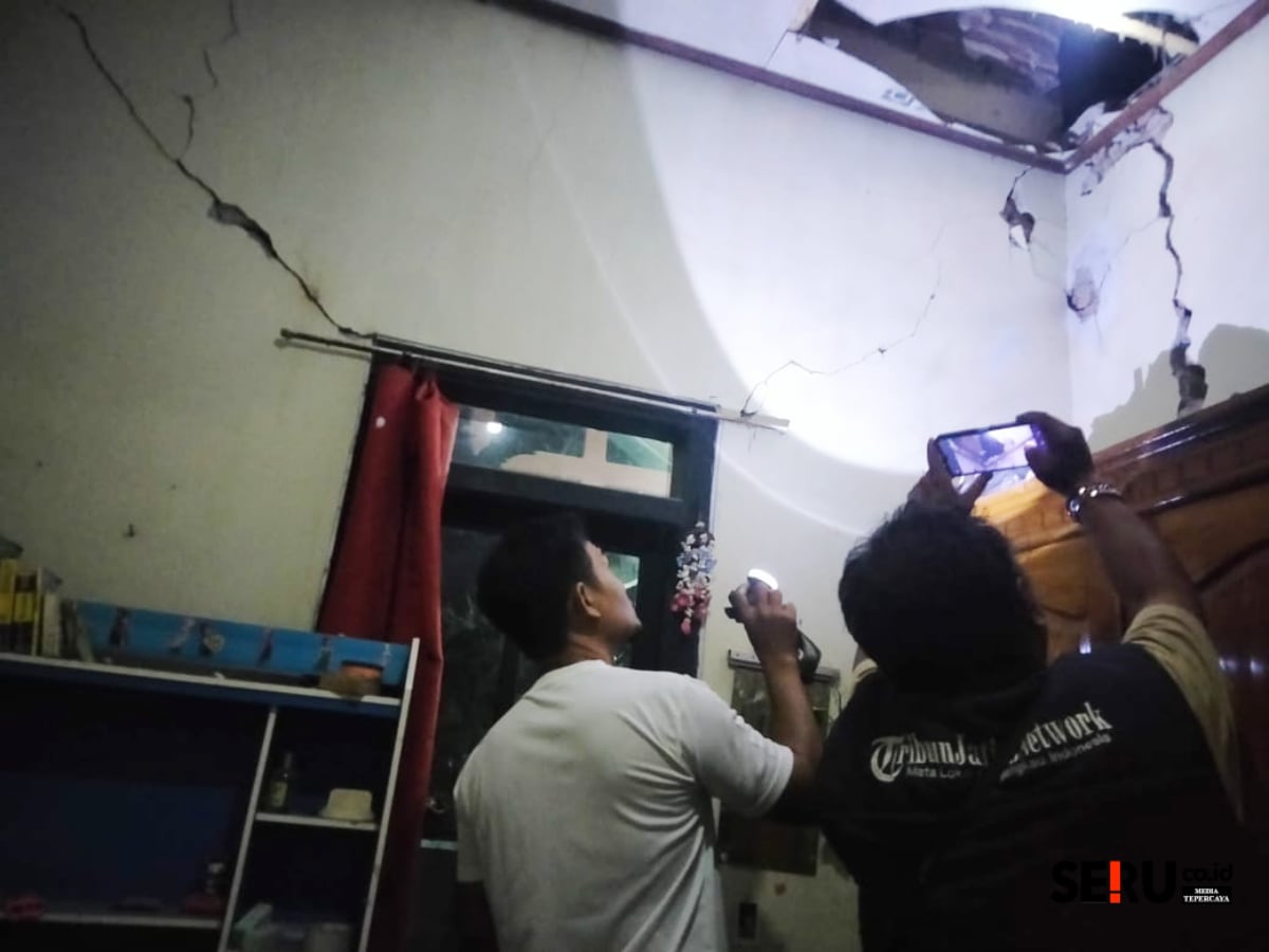 Puluhan Rumah di Situbondo Rusak Akibat Gempa Bumi Magnitudo 5,7