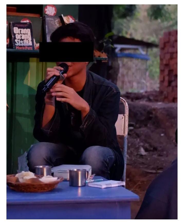 ahmad faiz Pelajar Aktif Literasi di Kediri Jadi Tersangka UU ITE, Polisi Sita Buku dan Poster Unjuk Rasa